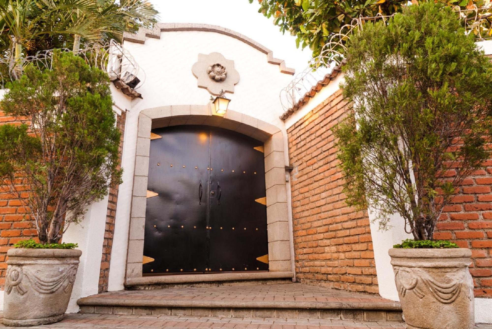 Hotel El Almendro มานากัว ภายนอก รูปภาพ