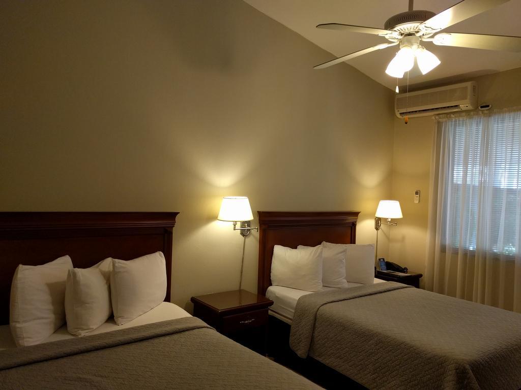 Hotel El Almendro มานากัว ภายนอก รูปภาพ
